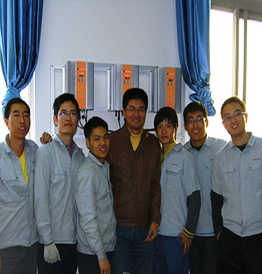 2013年广西大学并网发电项目安装实践